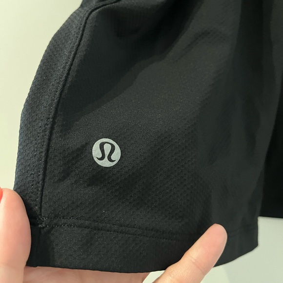 🍋 Like New - Lululemon Essential Tank - Train - Picture 7 of 8